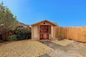 Photo 17- click for photo gallery